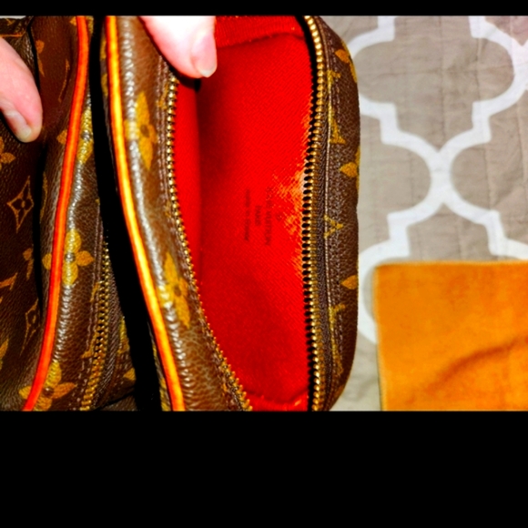 Louis Vuitton Danube Crossbody Bag DATE STAMPED TH0052 w/COA - Picture 12 of 13